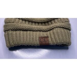 CC knit beanie one size